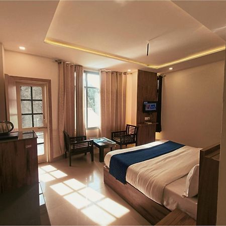 Hotel Wild Rose - Далхаузі Екстер'єр фото